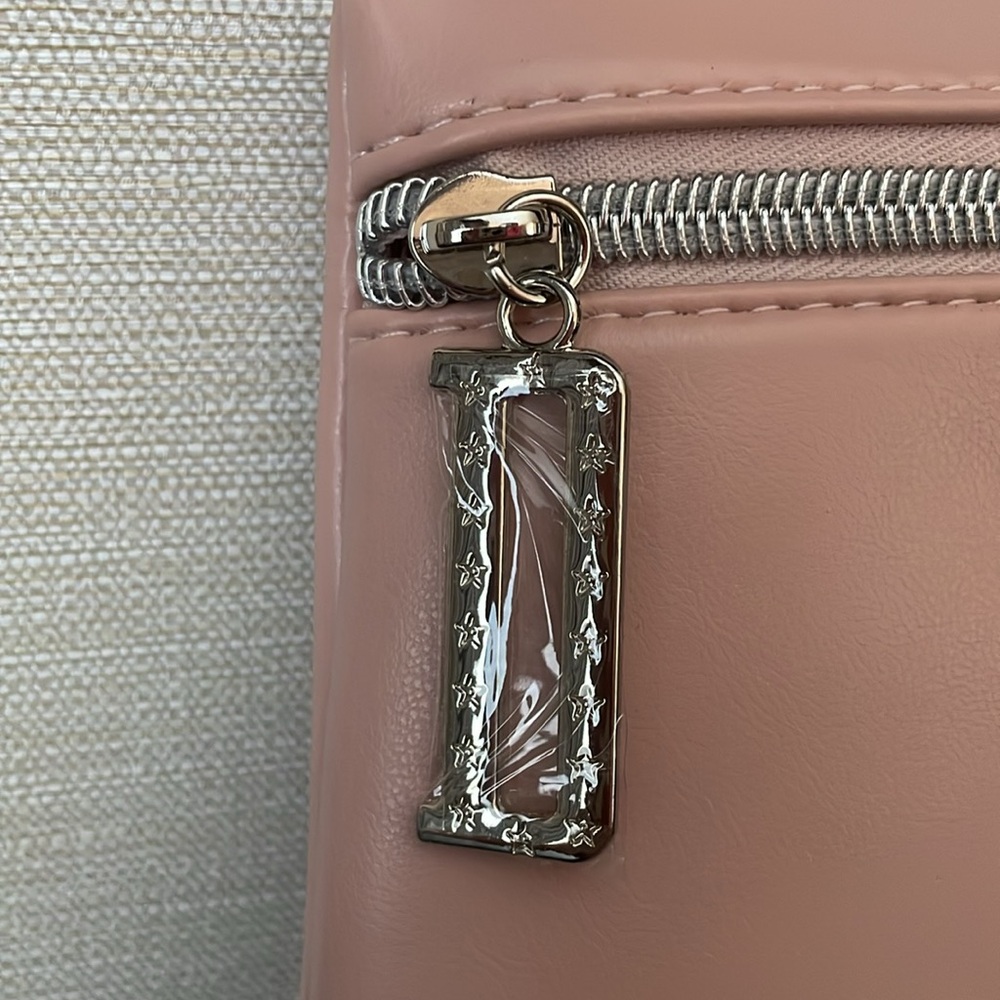 Dior Cosmetic Bag NEW with charm - Picture 3 of 7